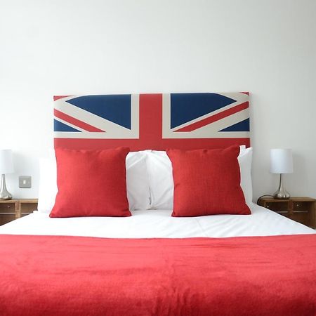 The Retro Bed & Breakfast Canterbury Bagian luar foto